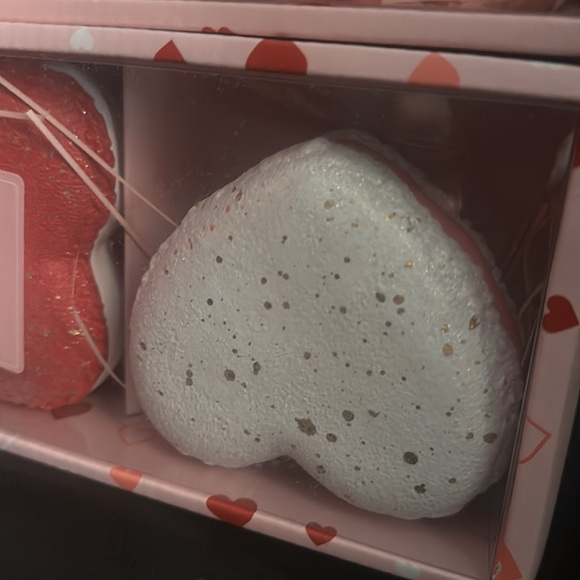 Love and Cupcakes two sets of resin faux donuts and macarons Valentines Day - Picture 8 of 8